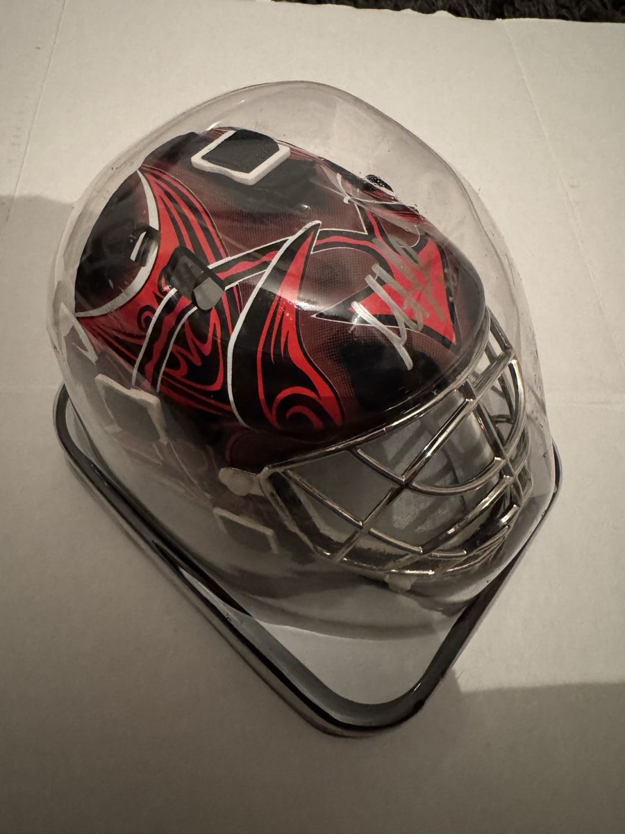 Autografi: Martin Brodeur Autographed NJ Devils Mini Mask – Nuovo e nell'imballaggio originale da Mendrisio venduto da KingElvis85 2