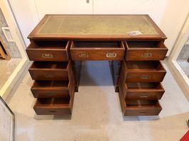 Schreibtisch «Campaign furniture» Stil
