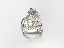 Offener Silberring im Jugendstil mit Engel Motiv
