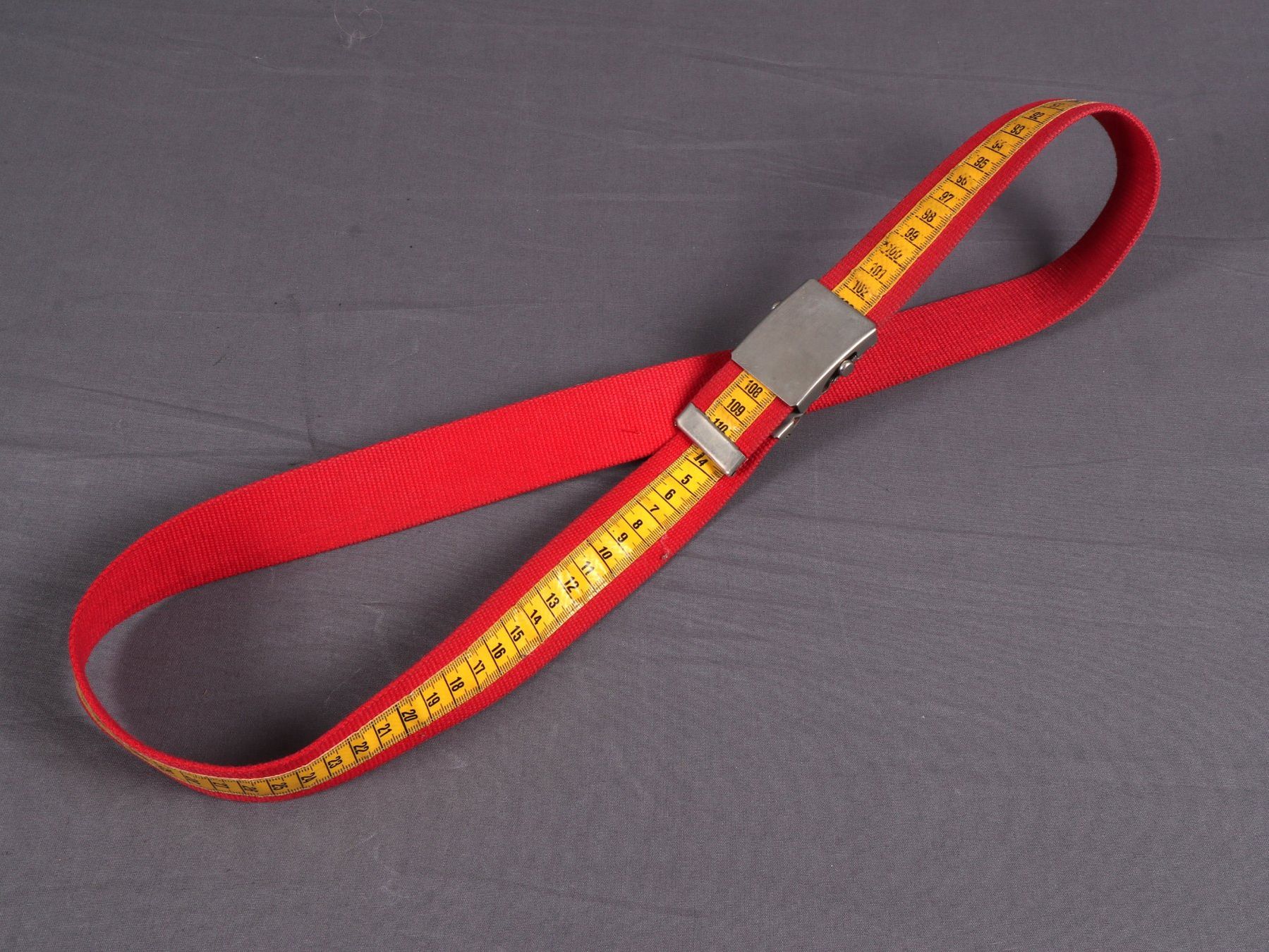 Ceintures: Hosengurt  mit Meterband 110cm – D'occasion à Steinen par Restwert_Steinen