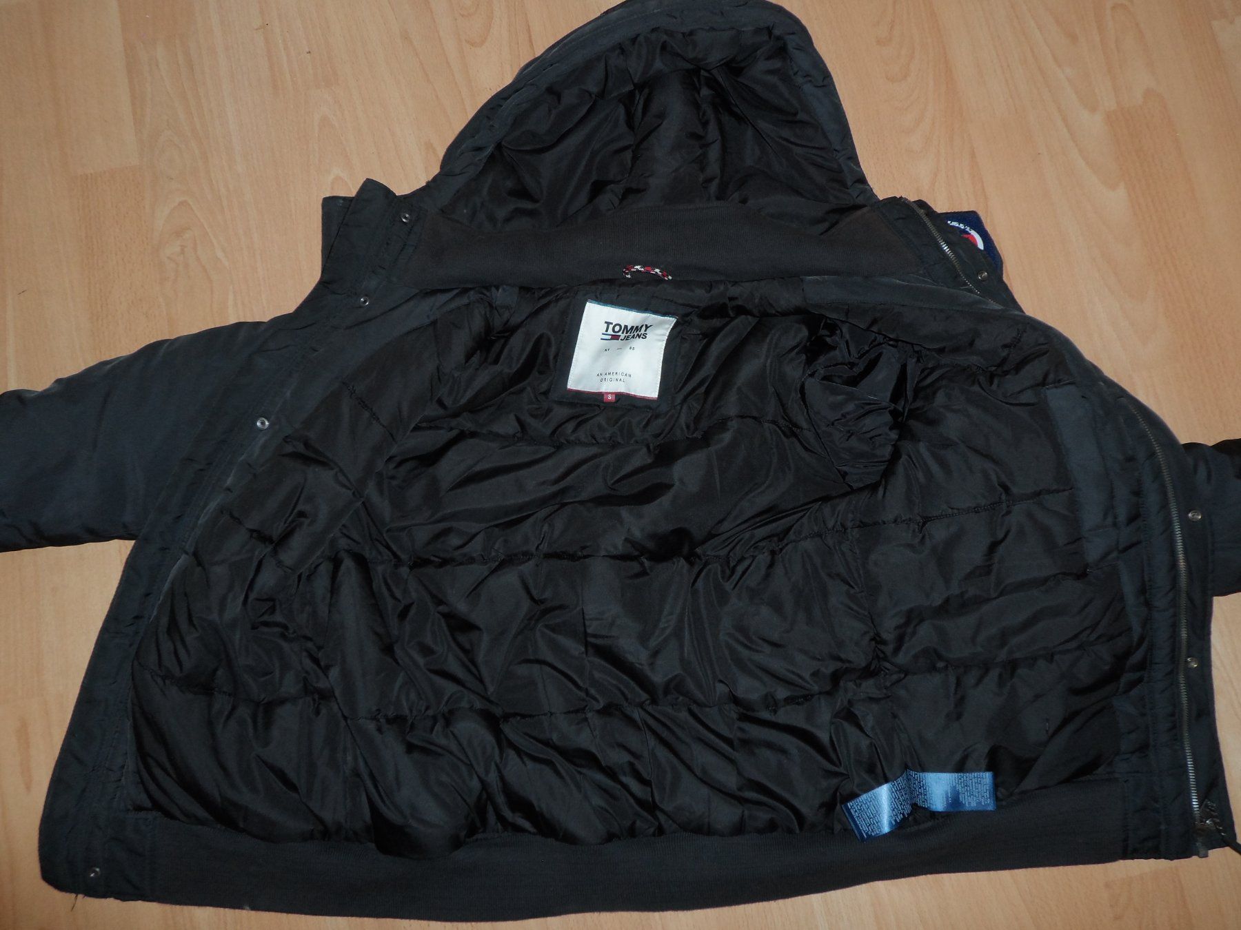 Tommy Hilfiger Giacche: ***** TOMMY HILFIGER  Jacke GR S ***** – Usato da Therwil venduto da Hcd1919 1
