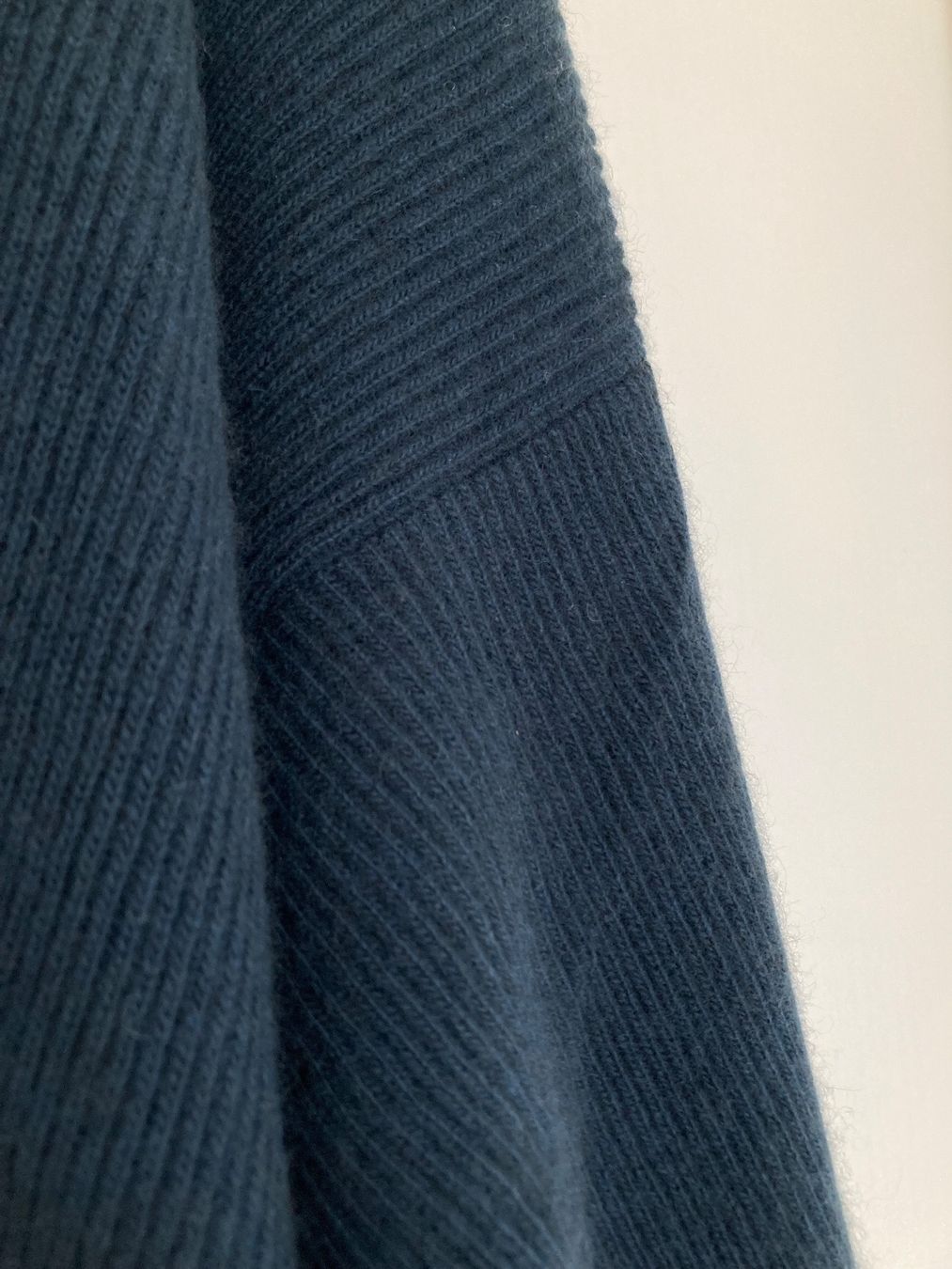 Maglioni & Felpe: N.Peal Premium Kaschmir Pullover Gr.L – Usato da Unterägeri venduto da Jutka_04 4