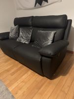 Schönes neueres 2-er Sofa