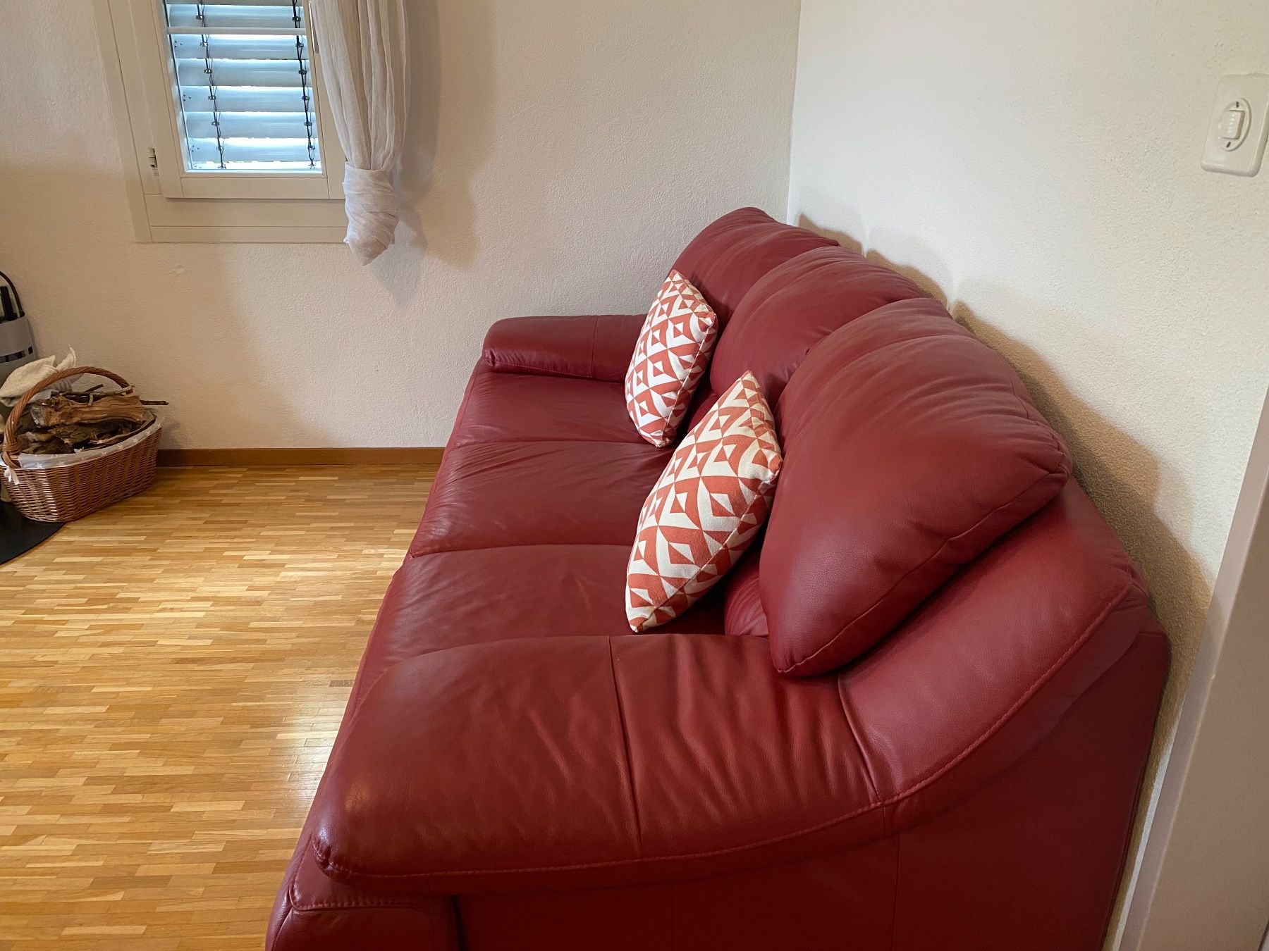 Conforama Divani: Rote sofa – Usato da Bonstetten venduto da Kai14 1