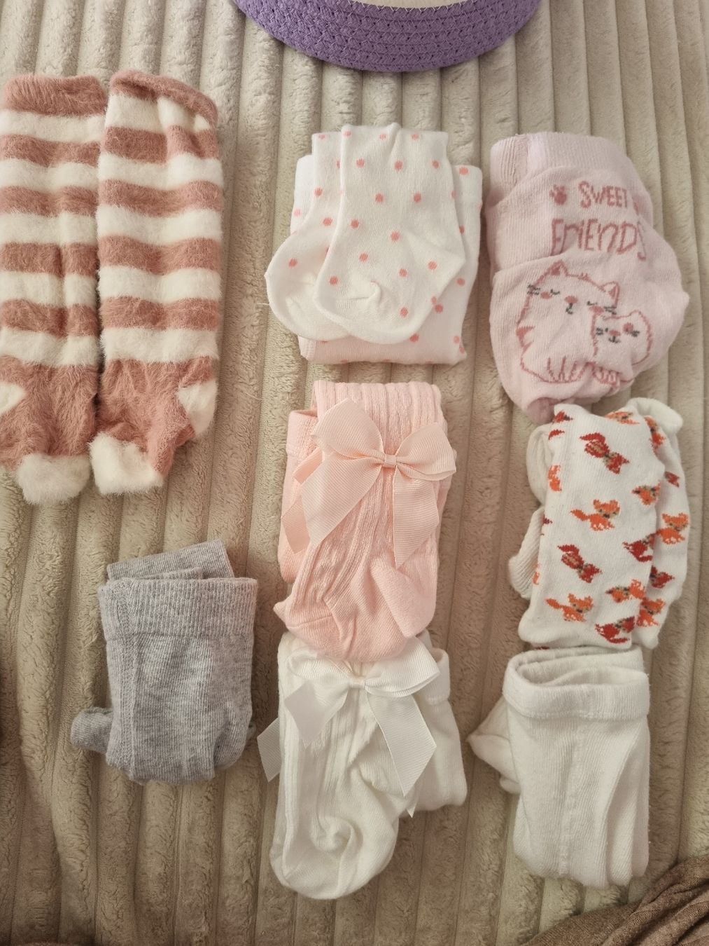 Altro abbigliamento: Baby Strumpfhosen Neu – Nuovo (secondo la descrizione) da Gunzgen venduto da Celine22