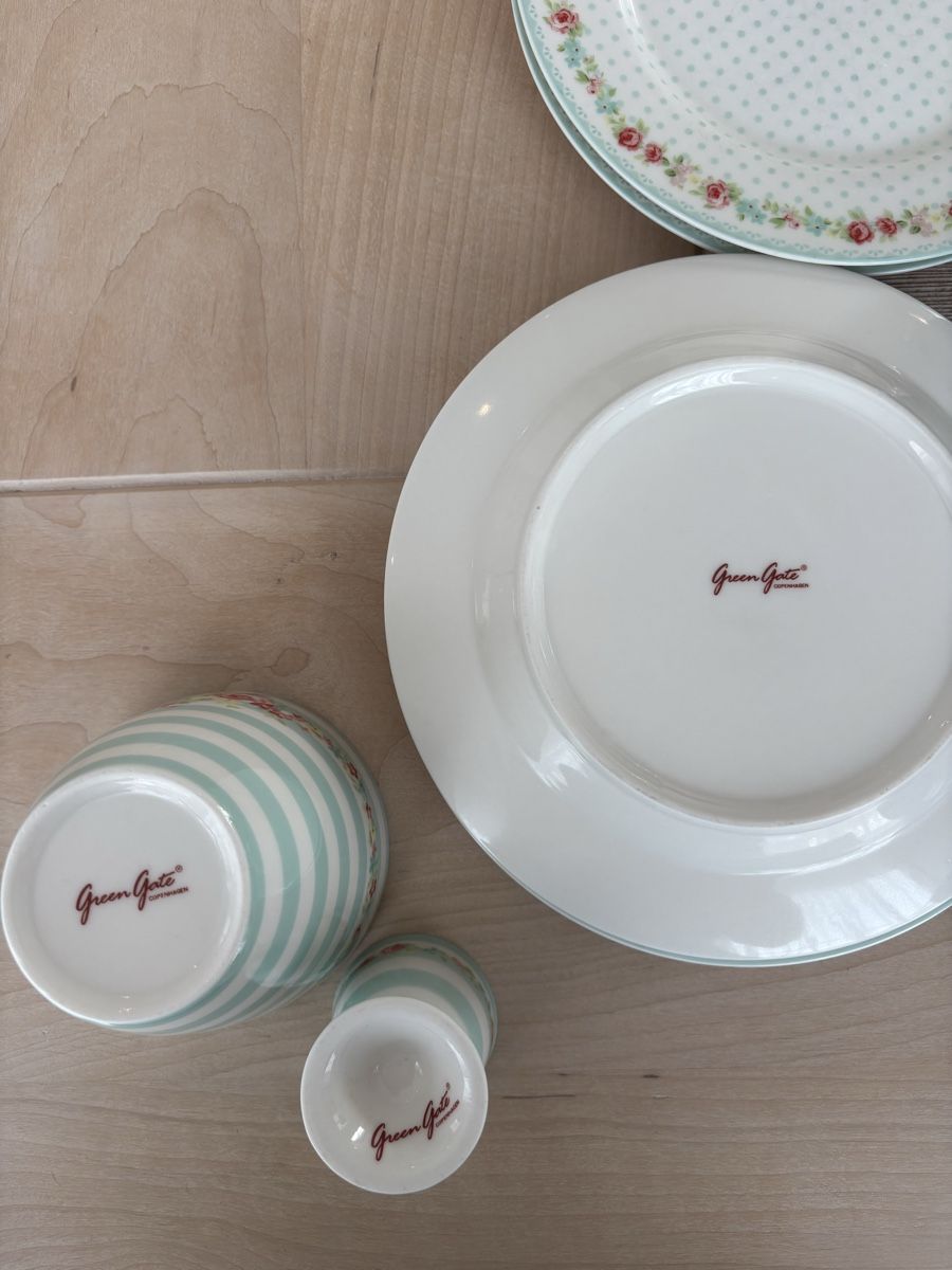 Greengate Set di piatti: GreenGate Geschirr Set türkis – Usato da Winterthur venduto da Rahelsu 5