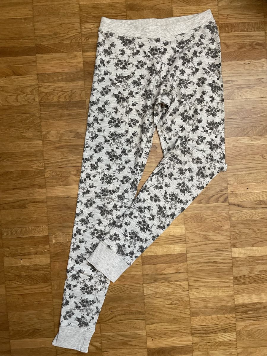 H&M Strümpfe & Strumpfhosen: Leggings taille XS – Neu (gemäss Beschreibung) aus Pont-de-la-Morge (Sion) von hel_bh28