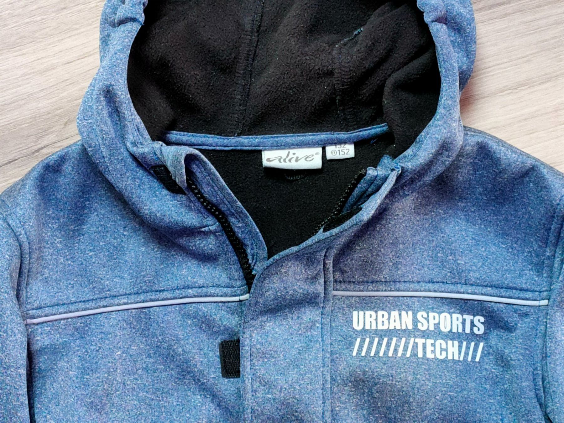 Vestes & Manteaux: Kinder Softshelljacke grau-blau Gr. 152 – D'occasion à Bottenwil par huber_97 4