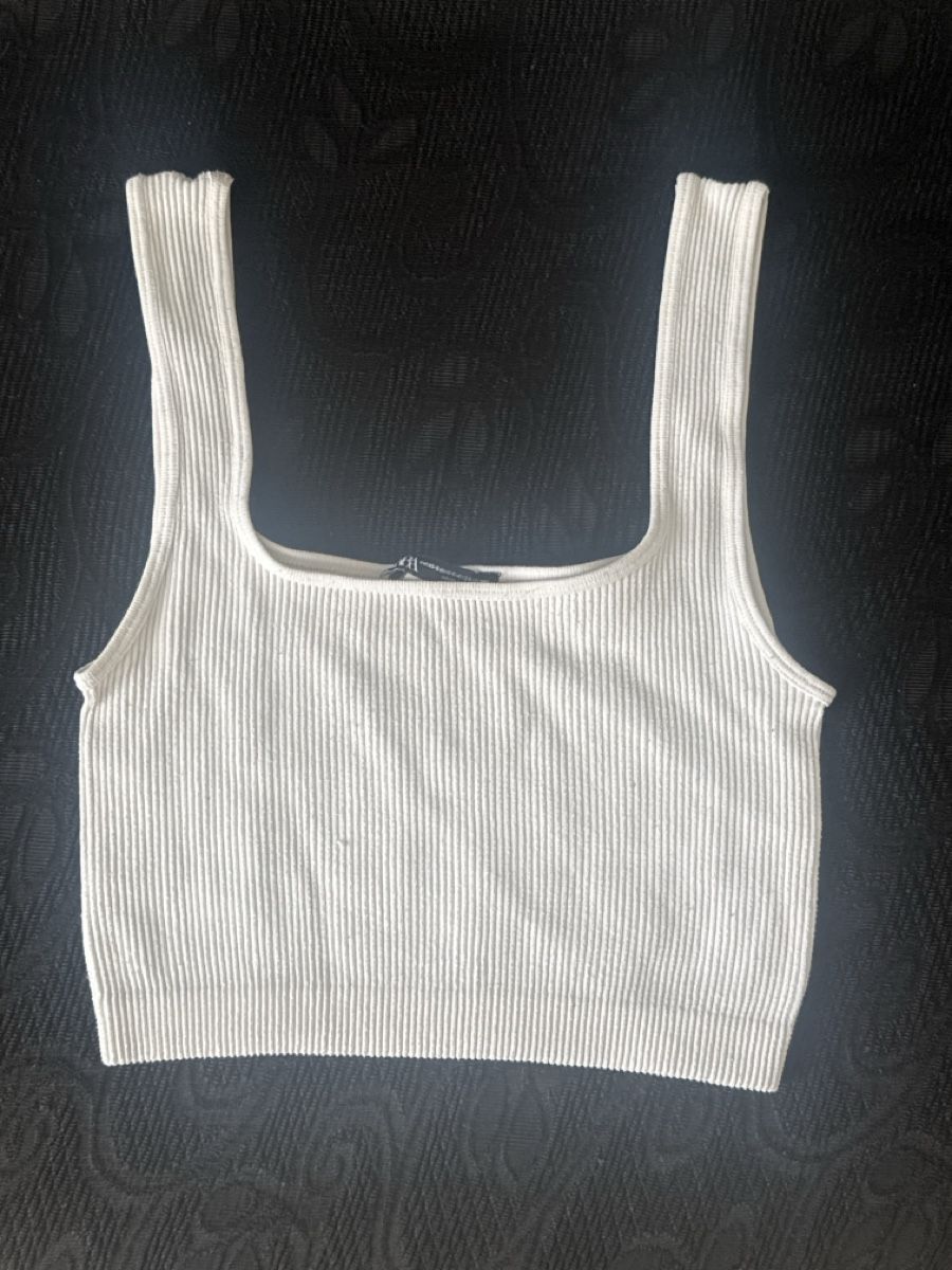Zara Top: ZARA TOO xs-s – Usato da Pratteln venduto da syr_g2ql