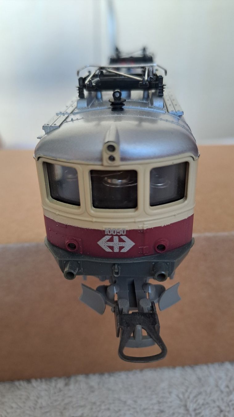 Lima Modellini di ferrovie: Lima SBB Re 4/4 H0 GL/38 – Usato da Winterthur venduto da Riebeli333 3