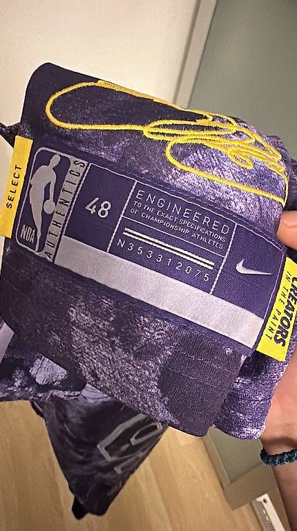 Lakers Leibchen & Hosen: Lakers Jersey – Gebraucht aus Schaffhausen von Goni17 2