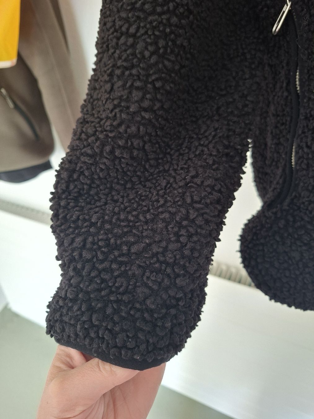 H&M Giacche: Tragejacke H&M Grösse XS – Usato da Beromünster venduto da __mele__ 2