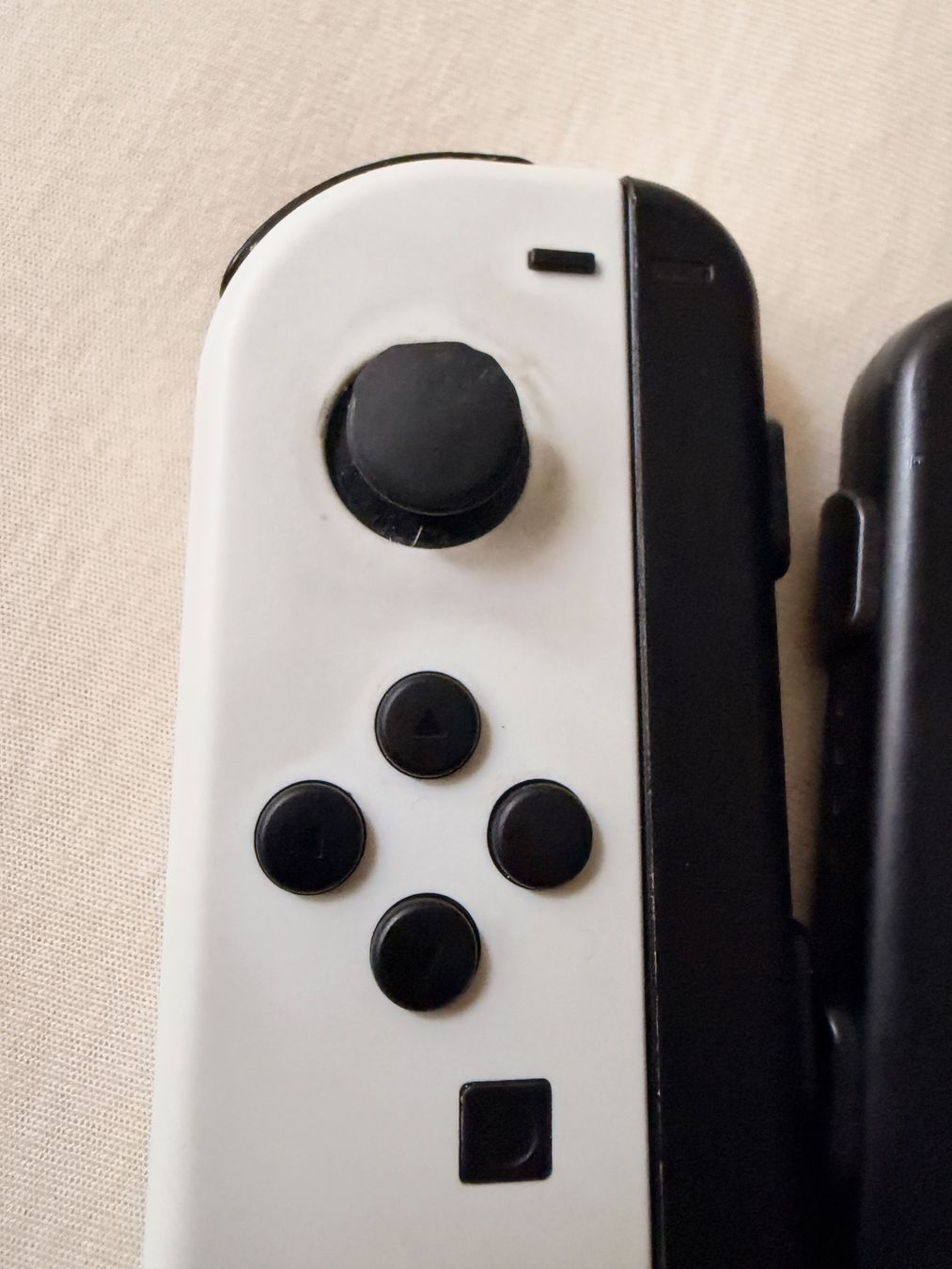 Nintendo Console: Nintendo Switch OLED – Usato da Meyrin venduto da ale_kx5x 3