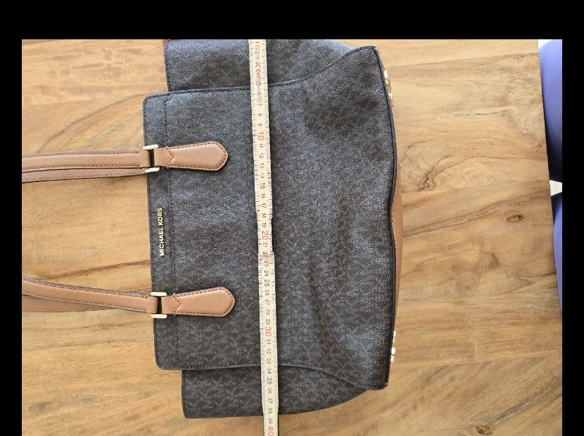 Borse da donna: Michael Korse Tasche – Usato da Oberentfelden venduto da ana_n7vf 5