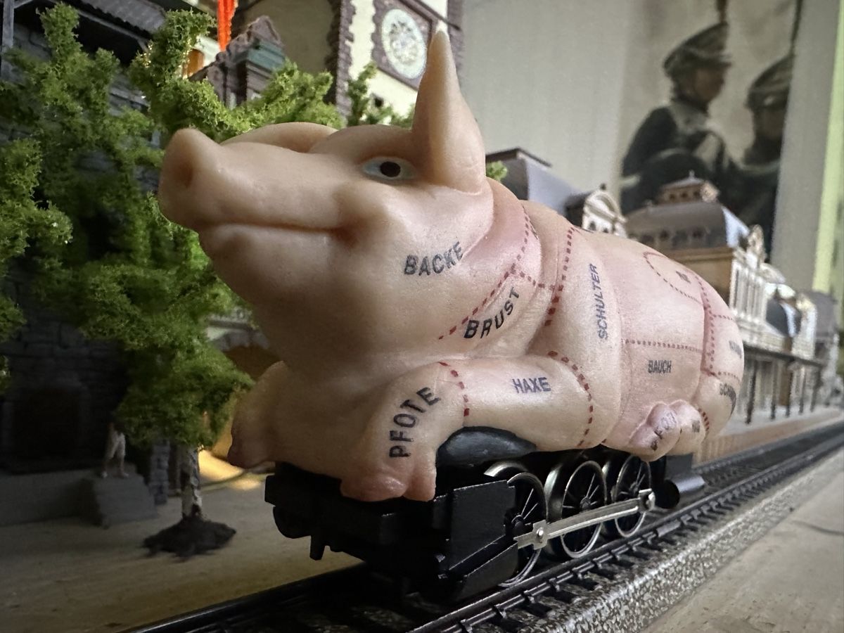 Märklin Modellini di ferrovie: Märklin 30455 Glücksbringer Lok Digital – Usato da Lupsingen venduto da New-Haven