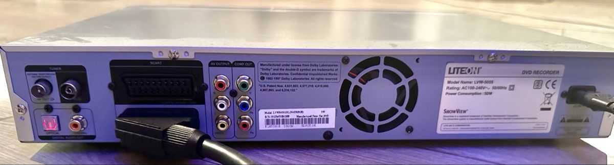 Aufnahmegeräte: LiteOn HDD DVD Recorder LVW-5005 – Gebraucht aus Niederhasli von Goldfinge0 1