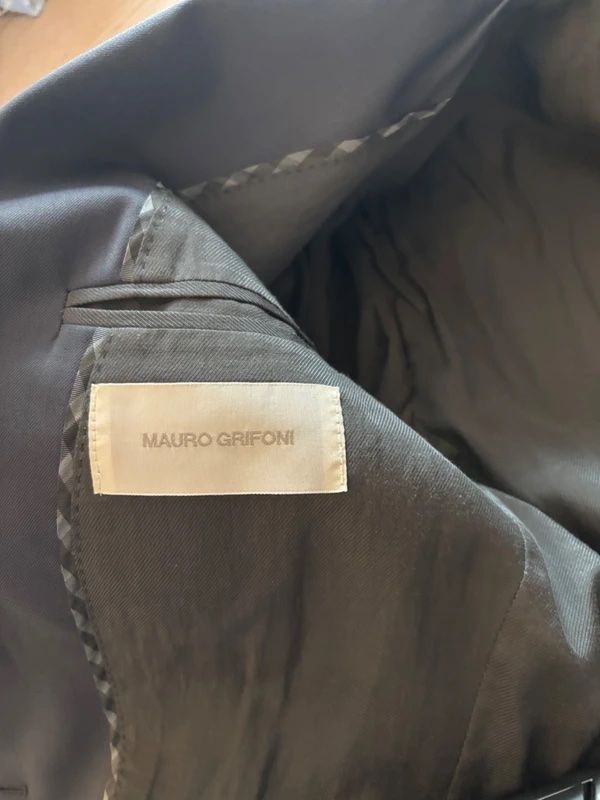 Completi & Tailleur: Edler Mauro Grifoni Anzug – Usato da Rafz venduto da mar_j7dl 1
