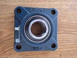 Flanschlager für Welle 30 mm   neu