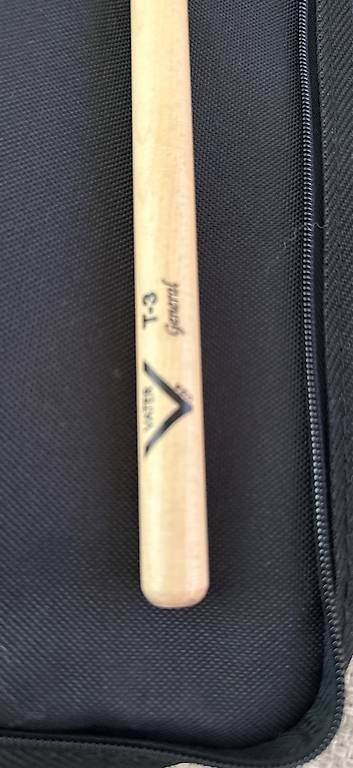 Musikinstrumente: Mailloches pour percussion  – Gebraucht aus Plan-les-Ouates von emma1981 2