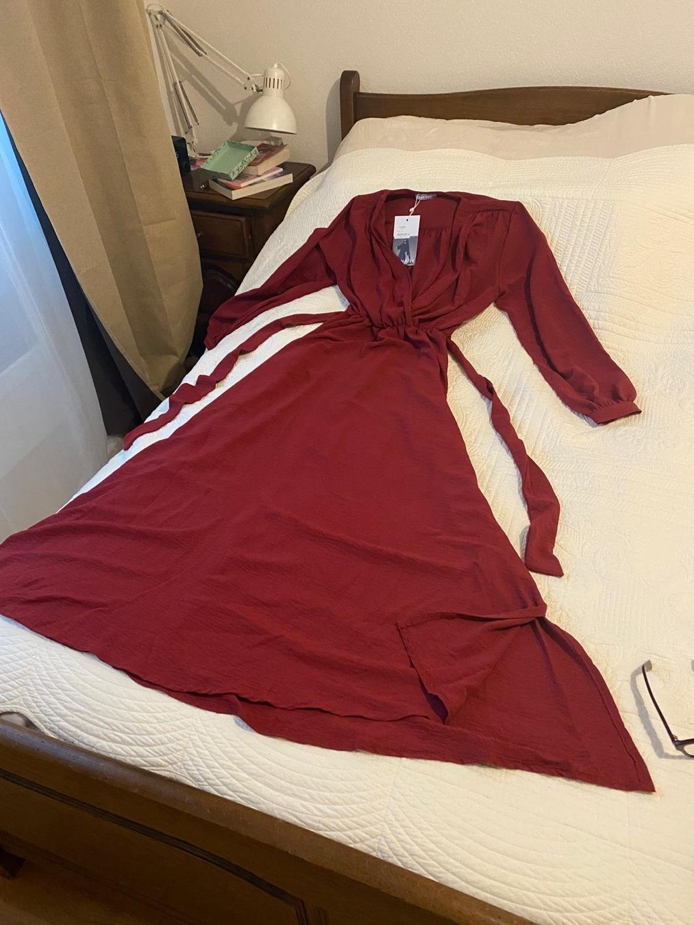 Vestiti: Robe bordeaux longue et élégante – Nuovo (secondo la descrizione) da nyon venduto da ine_9qw2 1
