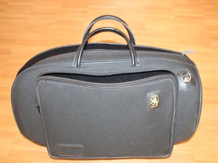 Instrumententasche von Lion Bags für Tenorhorn