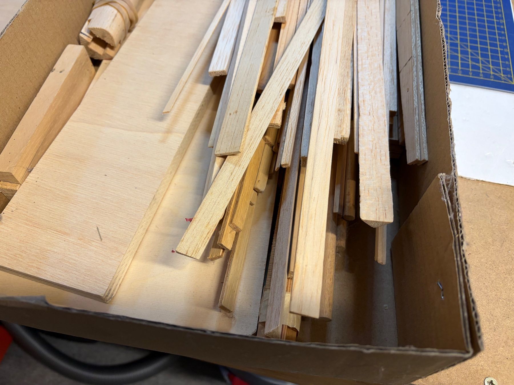 RC Modellbau: Sehr viel Balsaholz – Gebraucht aus Glattbrugg von Olio7 1