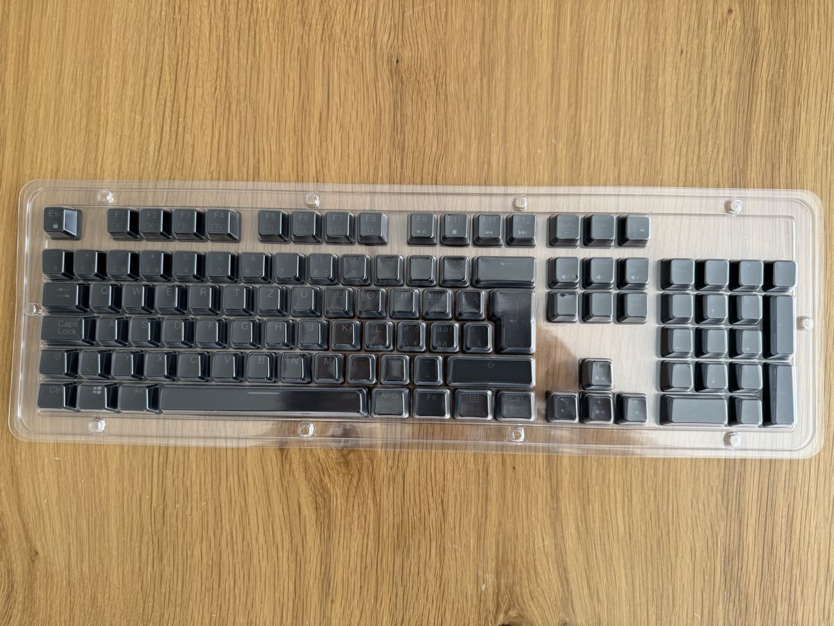 Tastiere: Gaming Tastatur Neu – Nuovo (secondo la descrizione) da Adetswil venduto da kai_p9fb 1