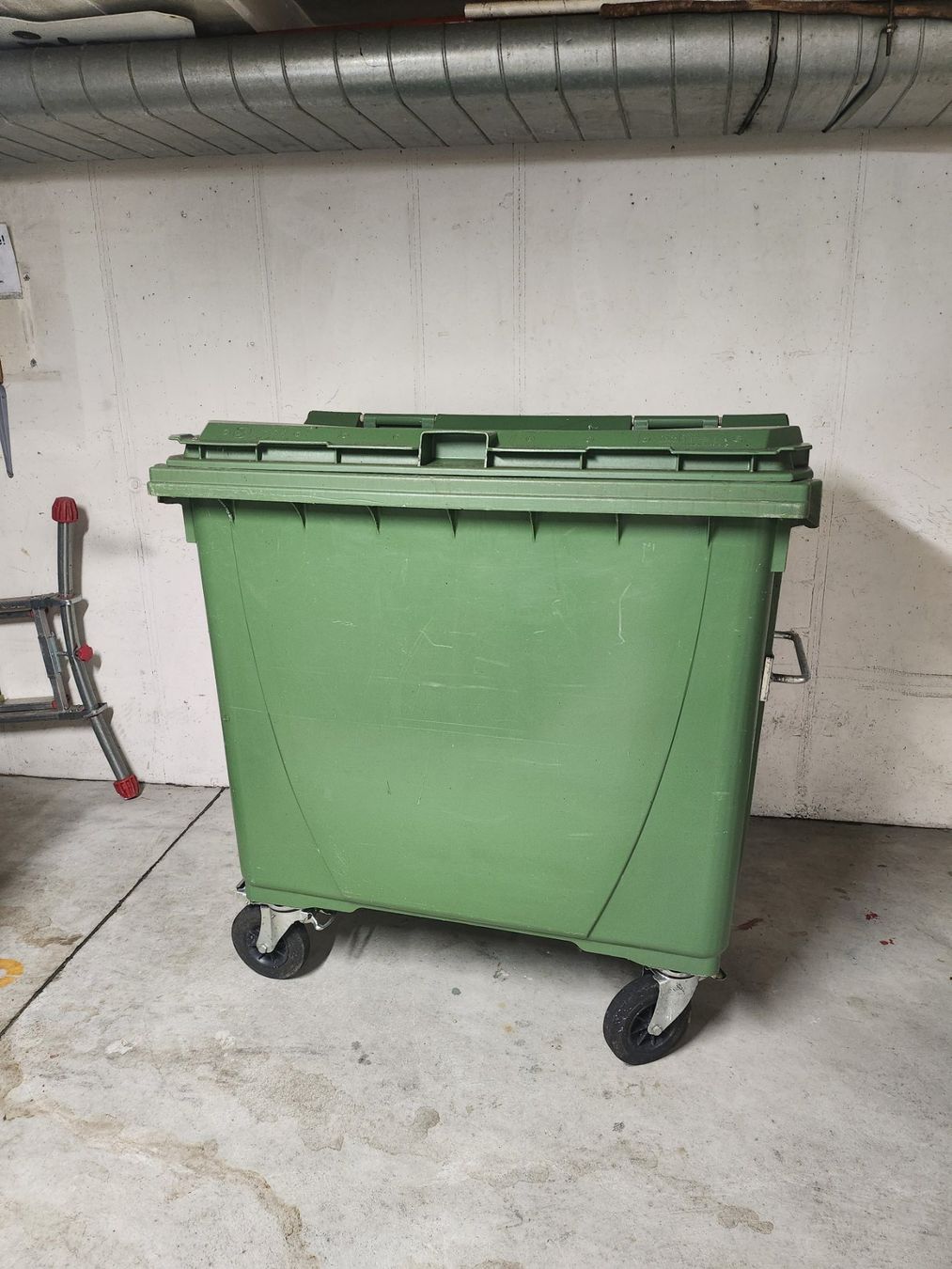 Sonstiges: Grosser Grüncontainer – Gebraucht aus Othmarsingen von pao_2xld
