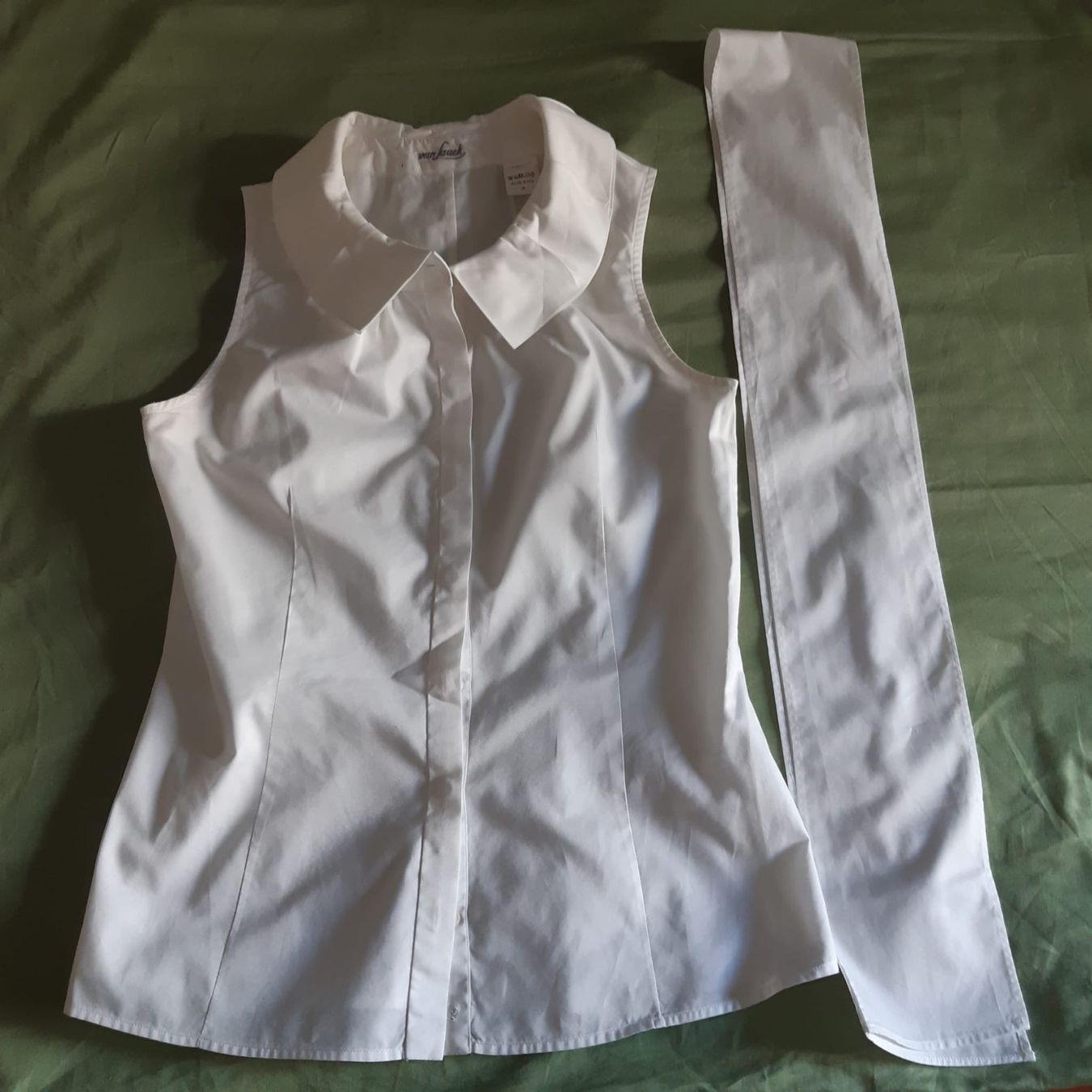 Van Laack Camicette: 1 Bluse der Marke Van Laack Gr. 34 – Usato da Luzern venduto da Sontru 1