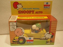 Snoopy in seinem Citroen 2CV - ESCI