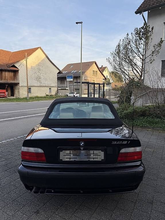 Automobili: BMW 328i Cabrio – Usato da Bertschikon Gossau venduto da Alexgiu1897 2