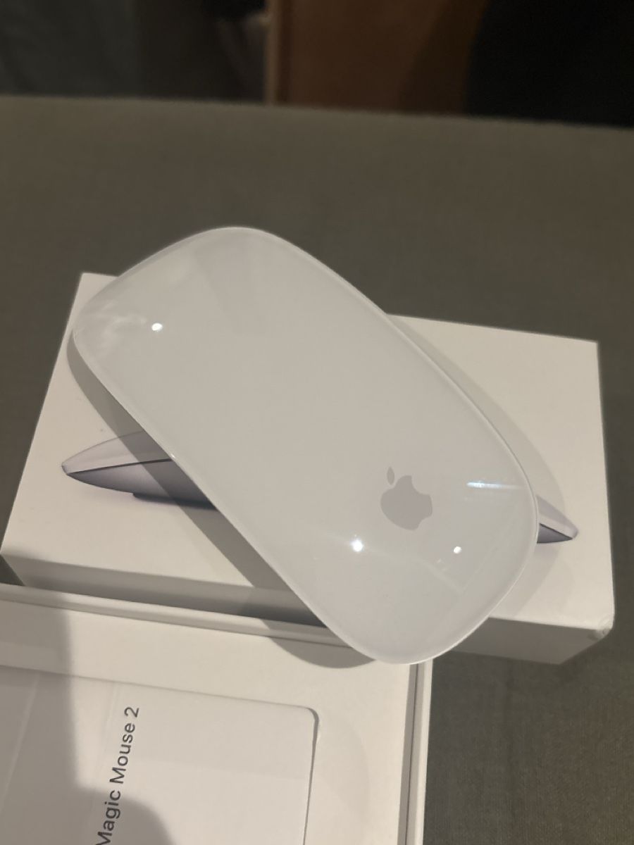 Apple Mouse: Apple Magic Mouse 2 in original packaging – Nuovo e nell'imballaggio originale da Genève venduto da Watchaddict16 1