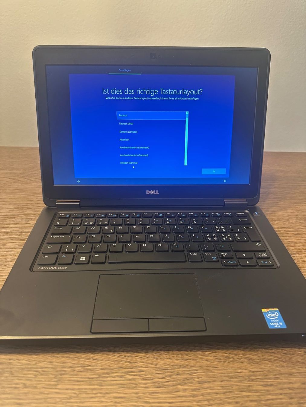Dell Notebook: Dell Latitude E5250 | 12.5" Kompakter Laptop – Usato da Pfäffikon ZH venduto da AnjaZOLA