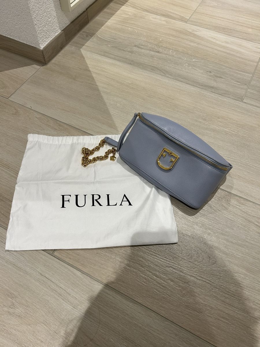 Furla Taschen für Damen: Furla Gürtel- / Bauchtasche, hellblau – Neu (gemäss Beschreibung) aus Andwil SG von nin_y2zm
