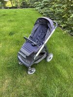 Inglesina Aptica Kinderwagen mit Wanne