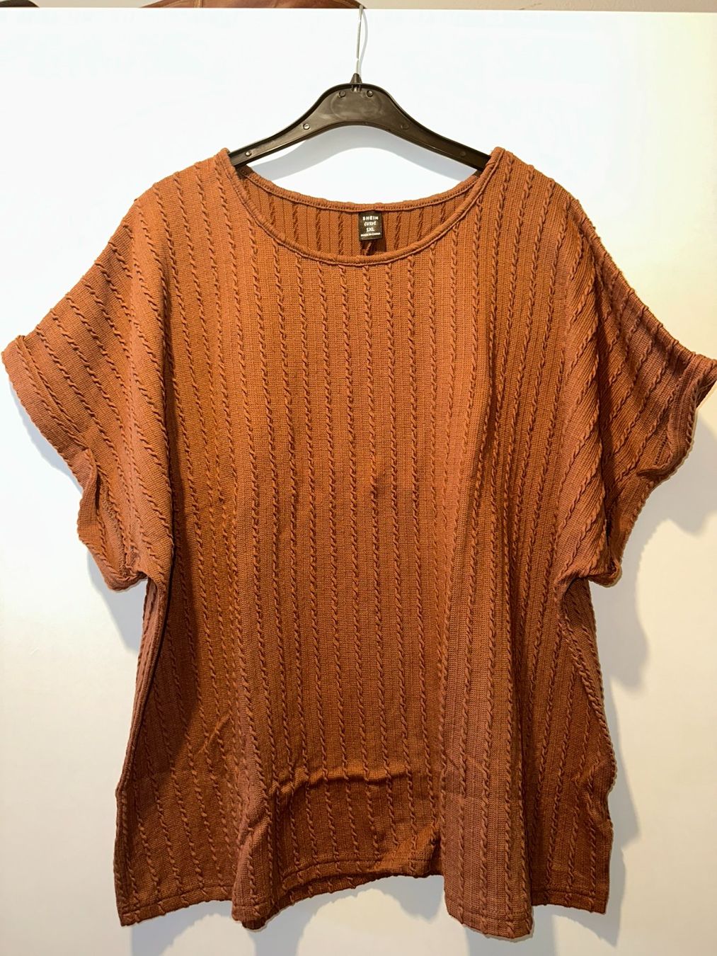 T-shirt: T-Shirt braun – Nuovo (secondo la descrizione) da Oftringen venduto da tola19