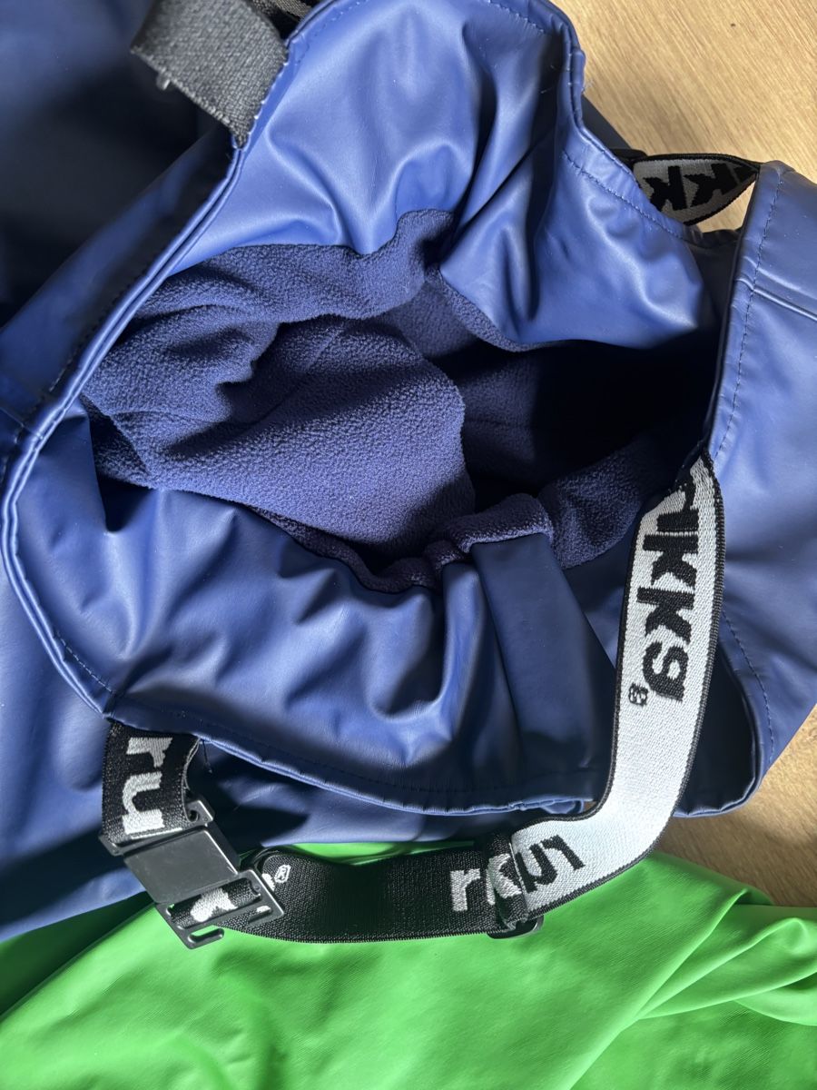 Lotti di vestiti: Regenschutz – Usato da Effretikon venduto da fabee 1
