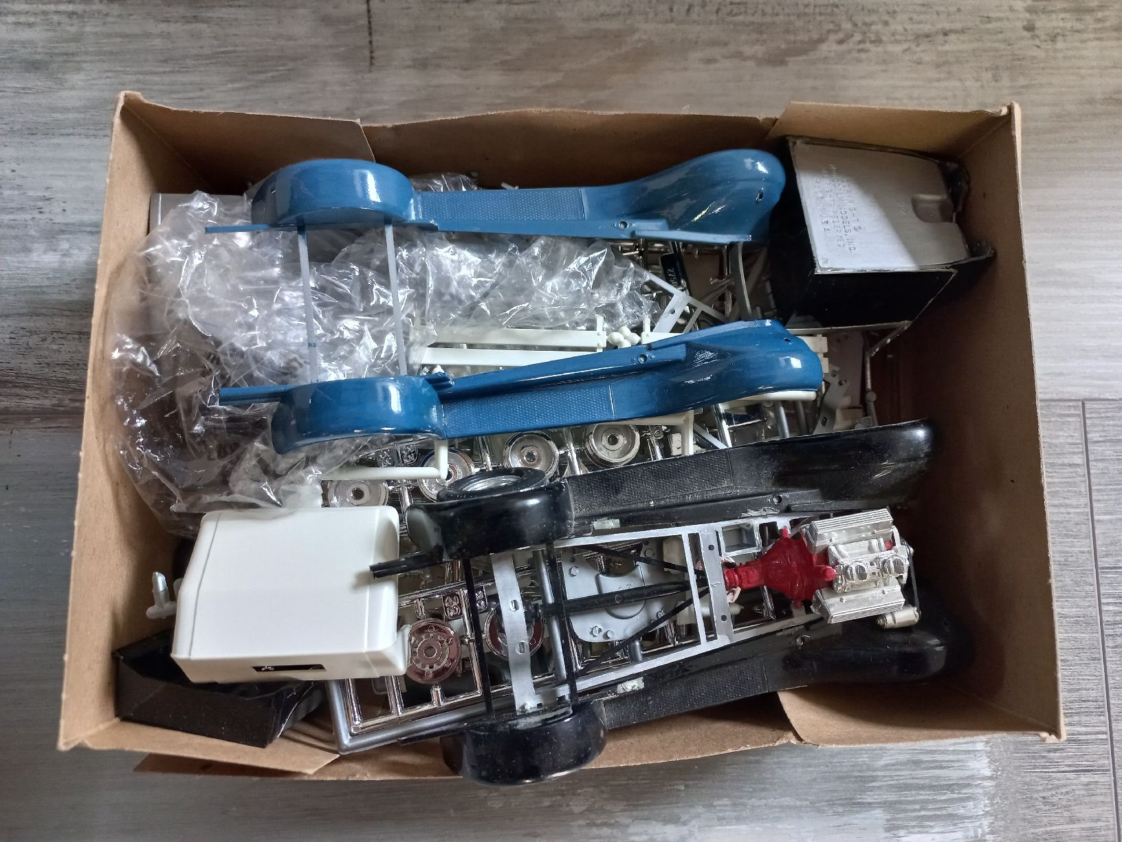 Ford Modellini d'auto: Kit à monter Pick-up Ford 1929 – Usato da Attalens venduto da remy_s00 1
