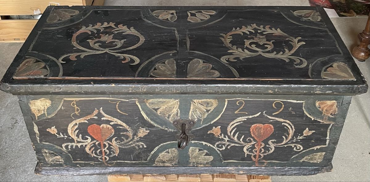 Truhen: Antik Truhe 1729 datiert – Gebraucht aus Rorschacherberg von farmer61