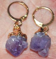 Ohrringe F-907 – Amethyst goldig eingefasst – 1 Paar