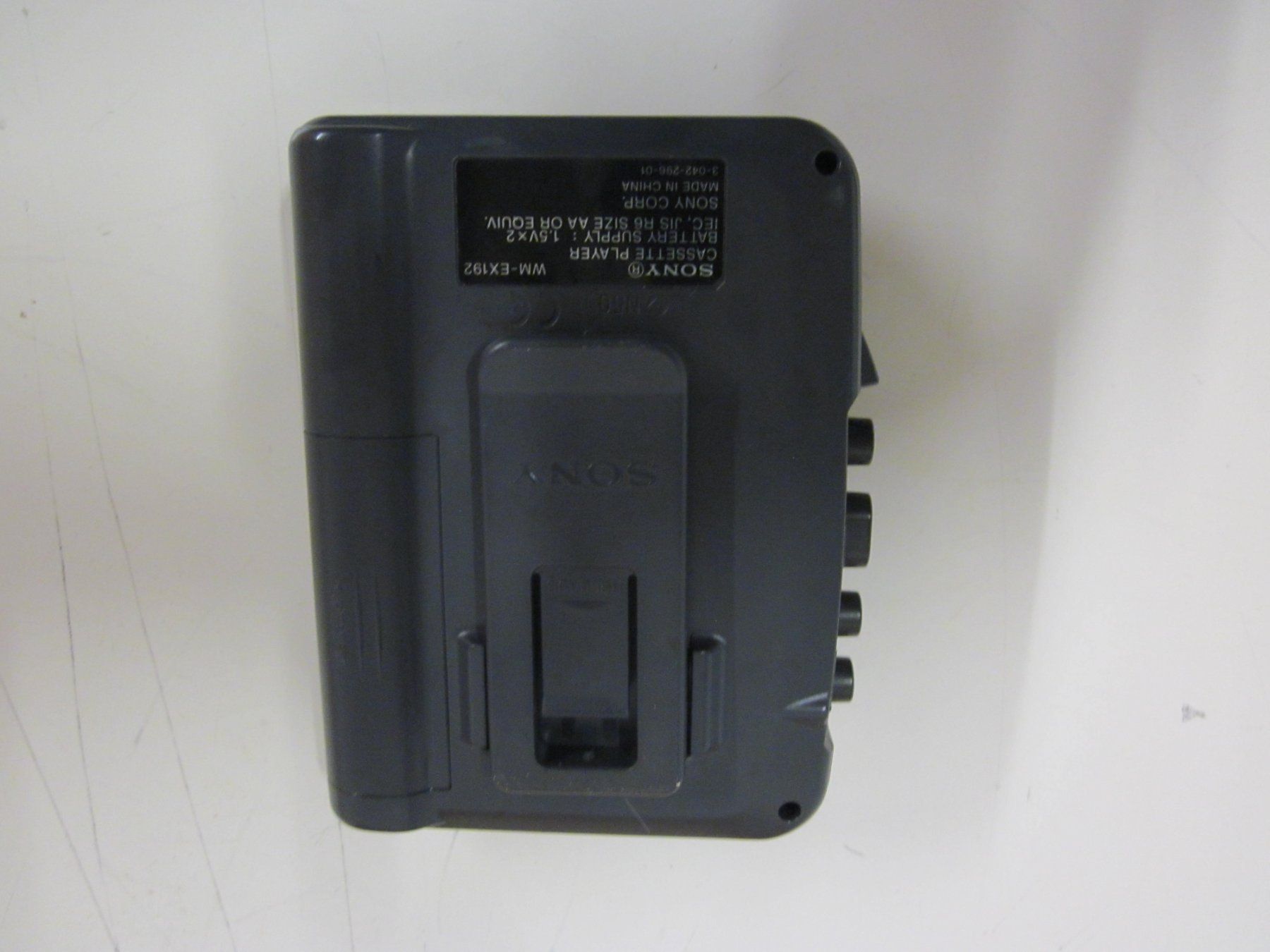 Sony Lettore multimediale portatile: SONY Walkmann WM- EX192 – Difettoso da Grand-lancy venduto da kohler333 3