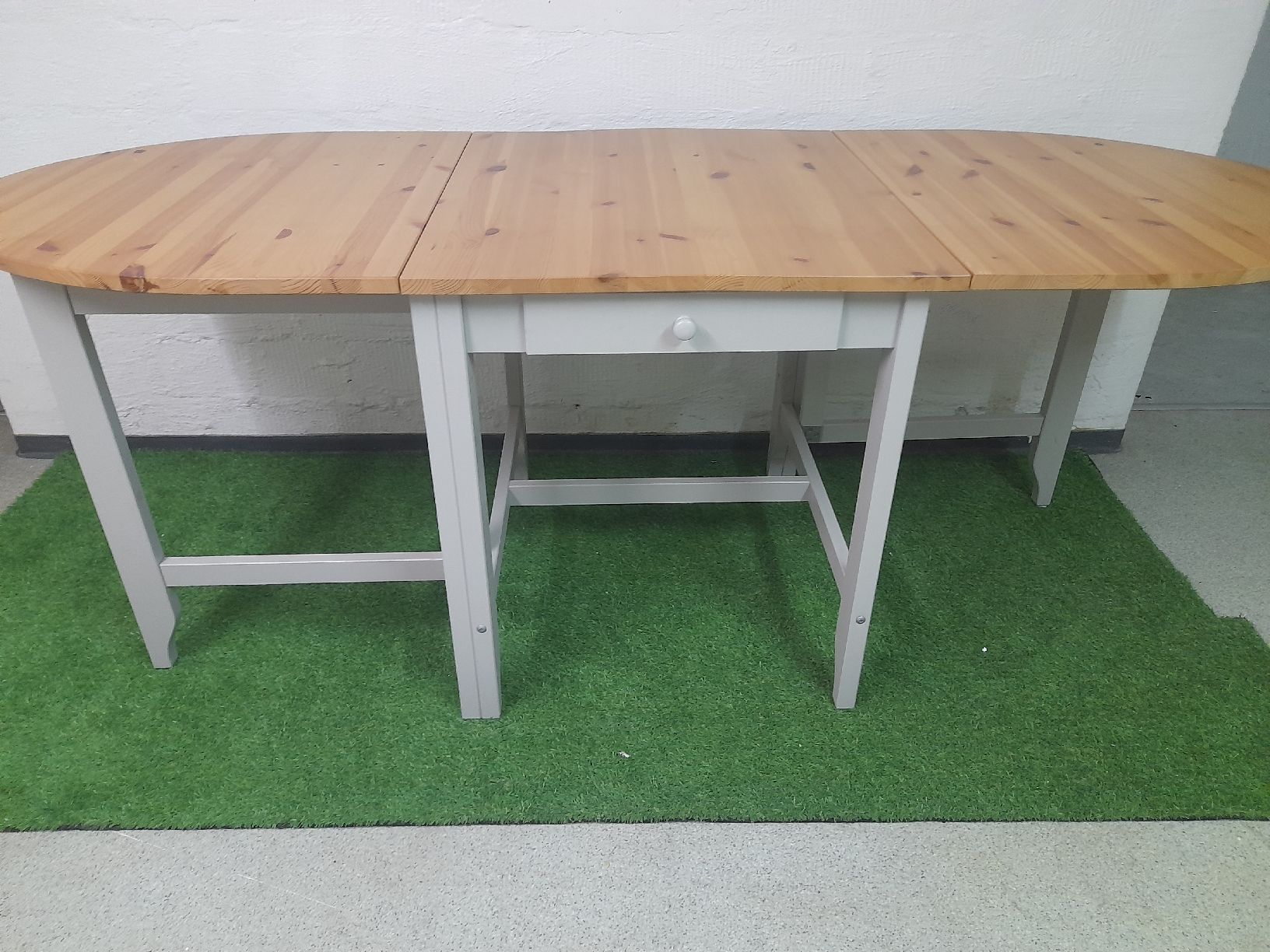 Tables: Ikea GAMLEBY Tisch ink.4xstuhl – D'occasion à Glattbrugg par B_B 1