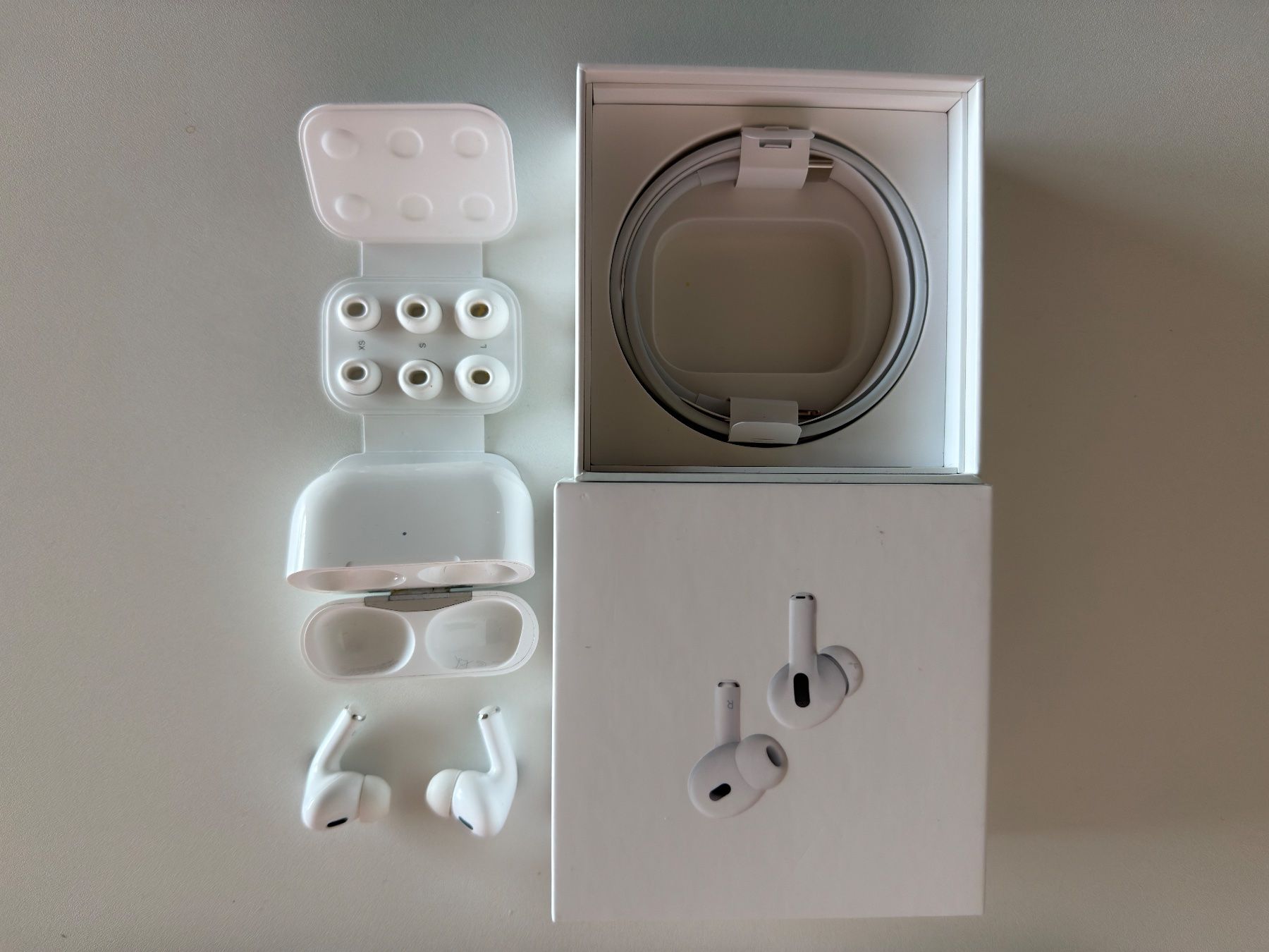 Apple Cuffie: Apple AirPods Pro (2. Generation) – Usato da Nänikon venduto da Eizo2000