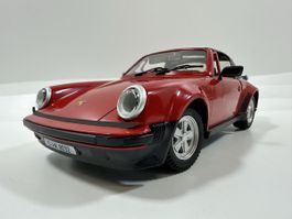 Porsche 911 Turbo 1:18 (1:16), rot-schwarz, POLISTIL TONKA