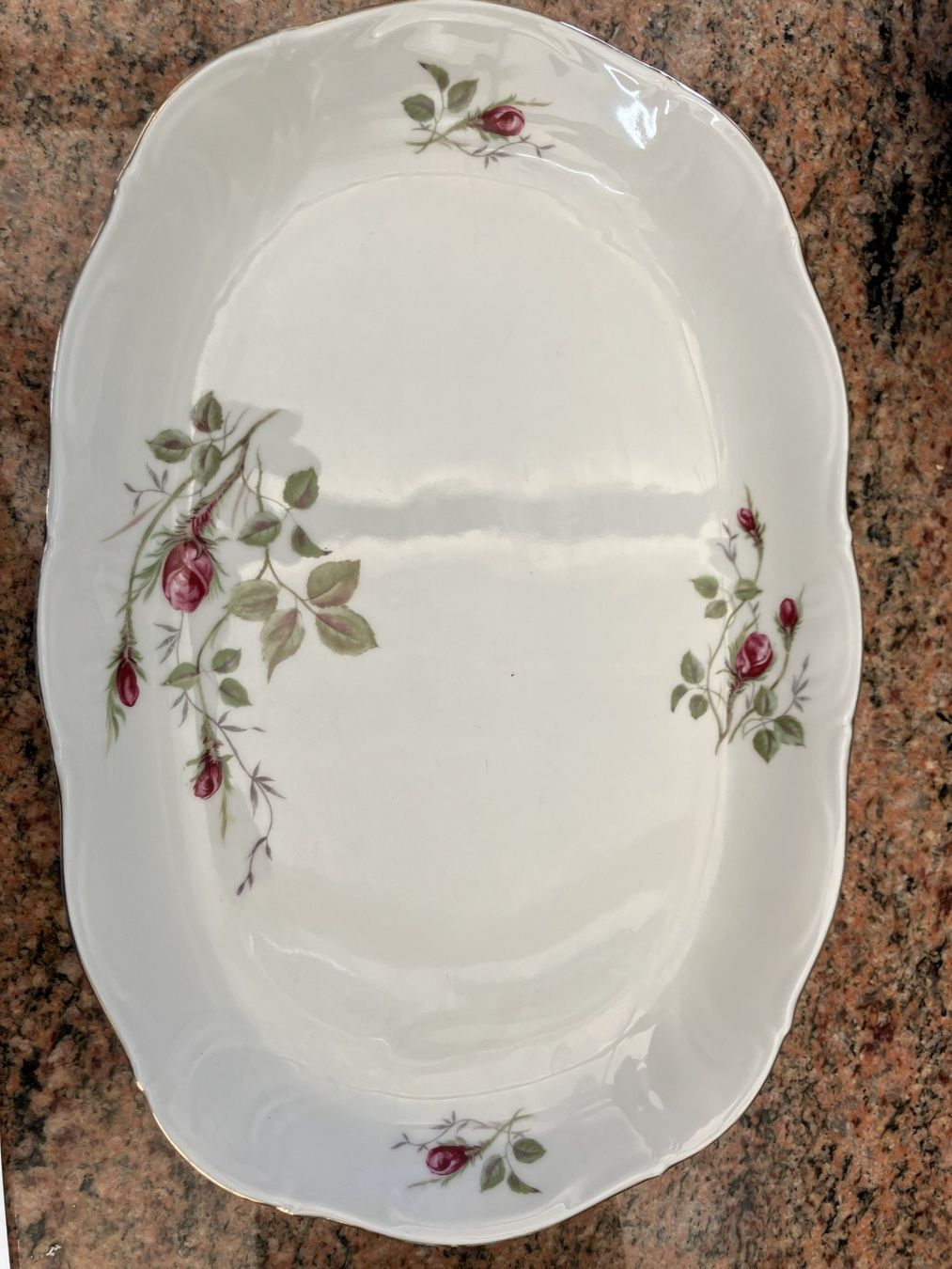 Rosenthal Piatti di portata: Rosenthal Pompadour Servierplatte Moosrose Goldrand – Usato da Luzern venduto da FeU
