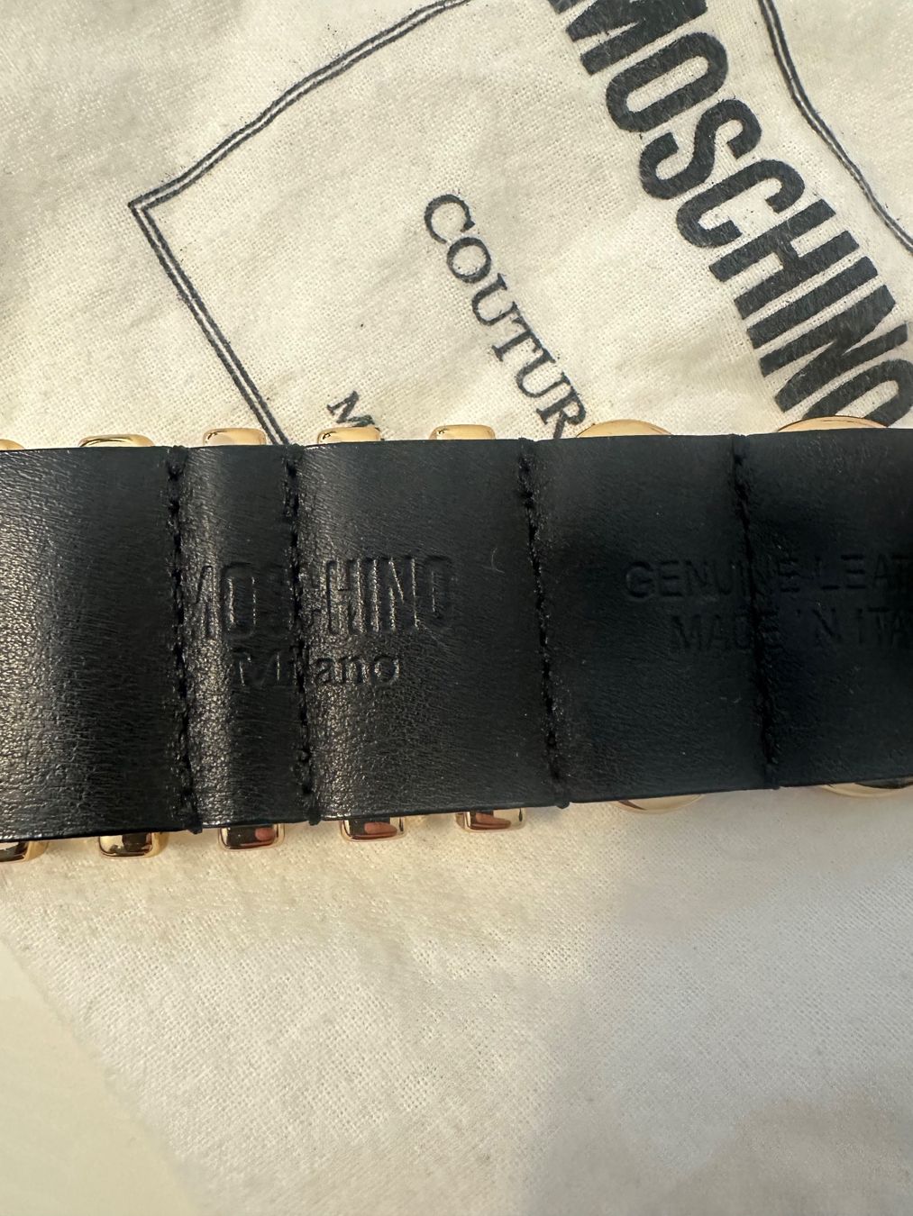 Moschino Bracciali & Braccialetti: MOSCHINO  Bracelet – Nuovo (secondo la descrizione) da Luzern venduto da Miausie 3