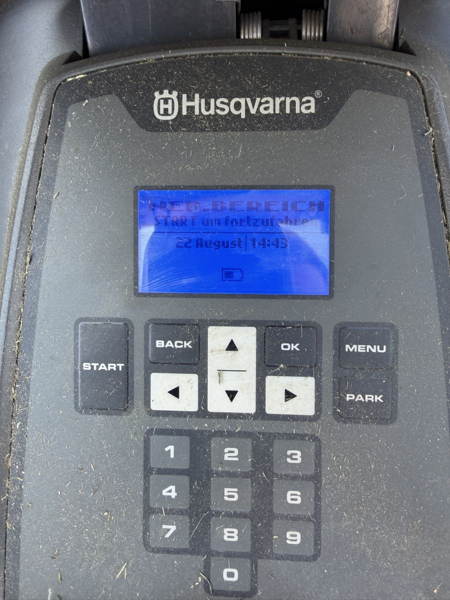 Husqvarna Rasenmäher: Husquarna Automover 310 – Gebraucht aus Oberägeri von JCFU 2
