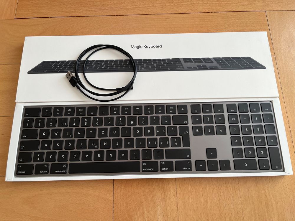 Apple Magic Keyboard (CH Layout) (Neu (gemäss Beschreibung)) in für CHF ...