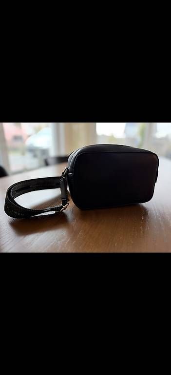 Sacs femmes: Tommy Hilfiger Tasche – D'occasion à Wohlen AG par campi1410 2