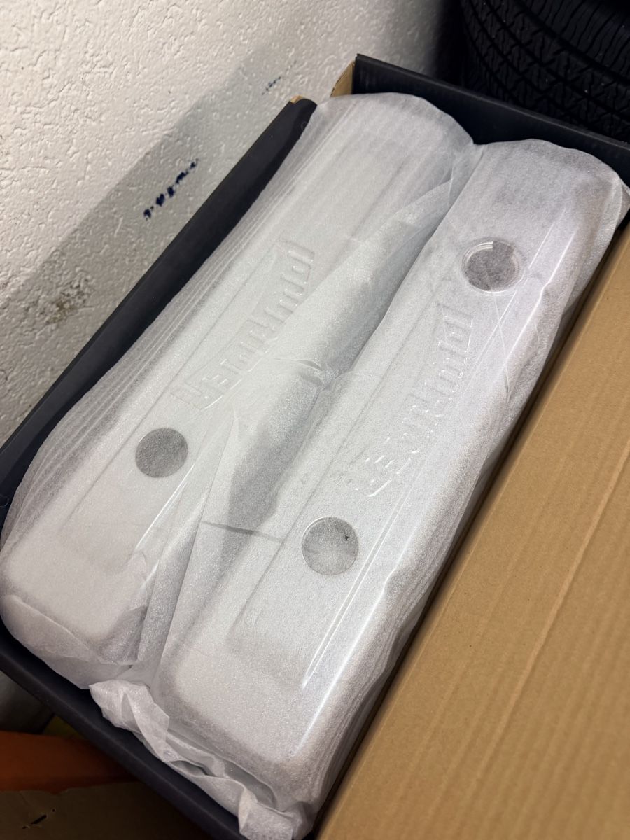 Chevrolet Tutti pezzi di ricambio auto: Chevrolet smallblock Ventildeckrl Chrom Lowrider – Nuovo e nell'imballaggio originale da AARBURG venduto da cheapstuff 2